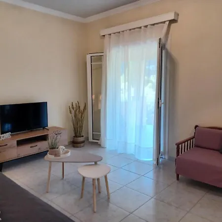 Casa Fiorella Lejlighed Áno Korakiána